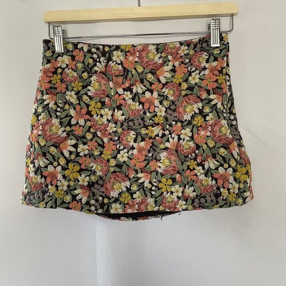 Womens Floral Mini Skirt By Loft With Colorful Botanical Embroidery In Size 12 - Picture 1 of 7